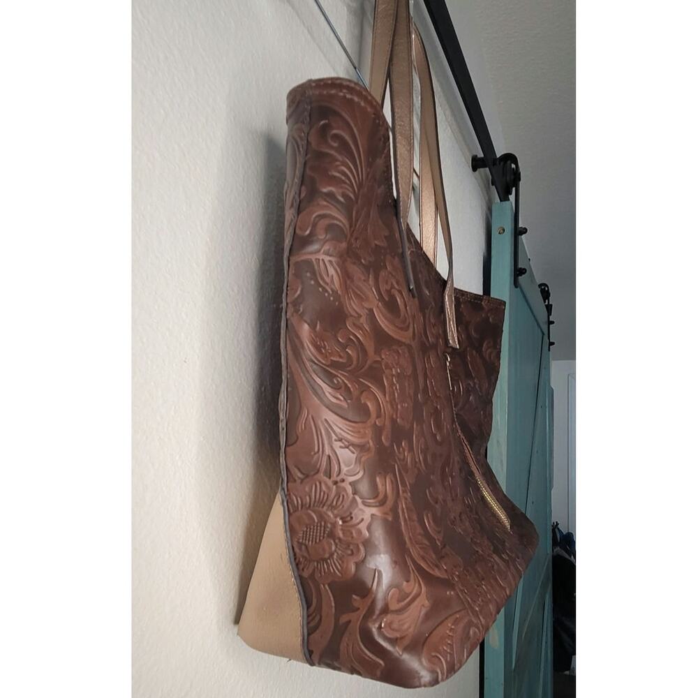 Brown Embossed Vegan Leather Carry Bag Metallic Bronze Base Leopard Print Tassel - Picture 11 of 11